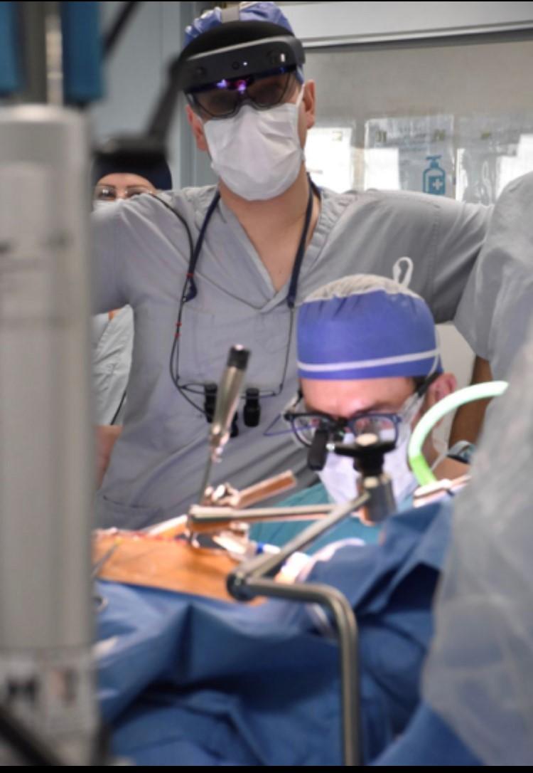 Cardiac surgeons using Hololens technology during surgery