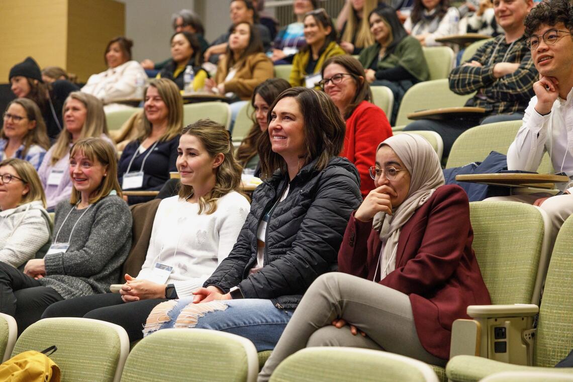  Cath lab allied health and fellows listening to lecture at CathSHOCK