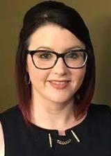 Nikki Blosser headshot